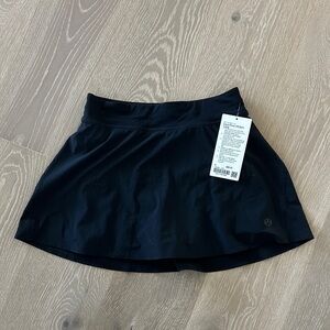 Black Lululemon Court Rival HR Women's Skirt